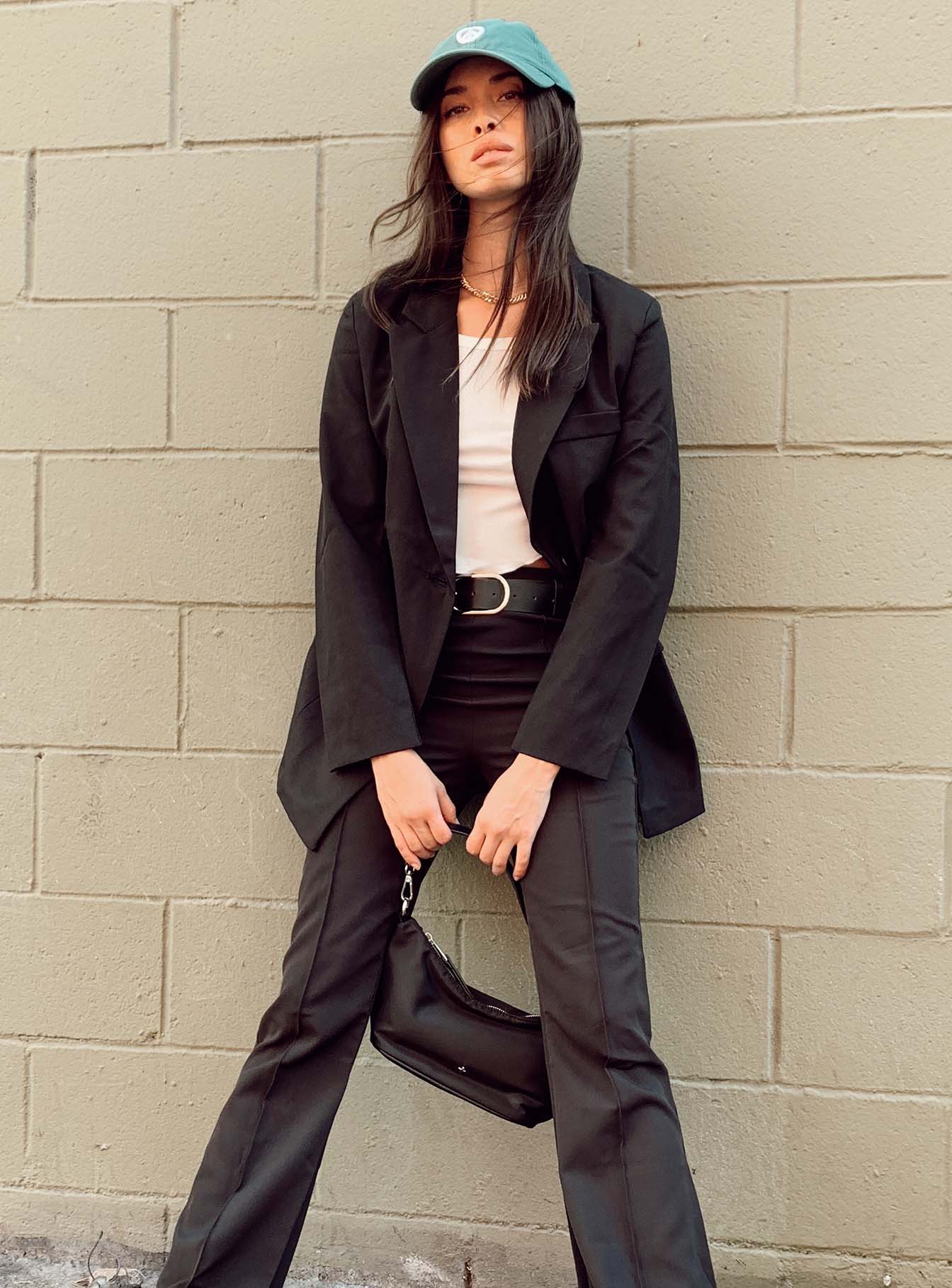 Nessie Blazer Black、mySite、solidvoid