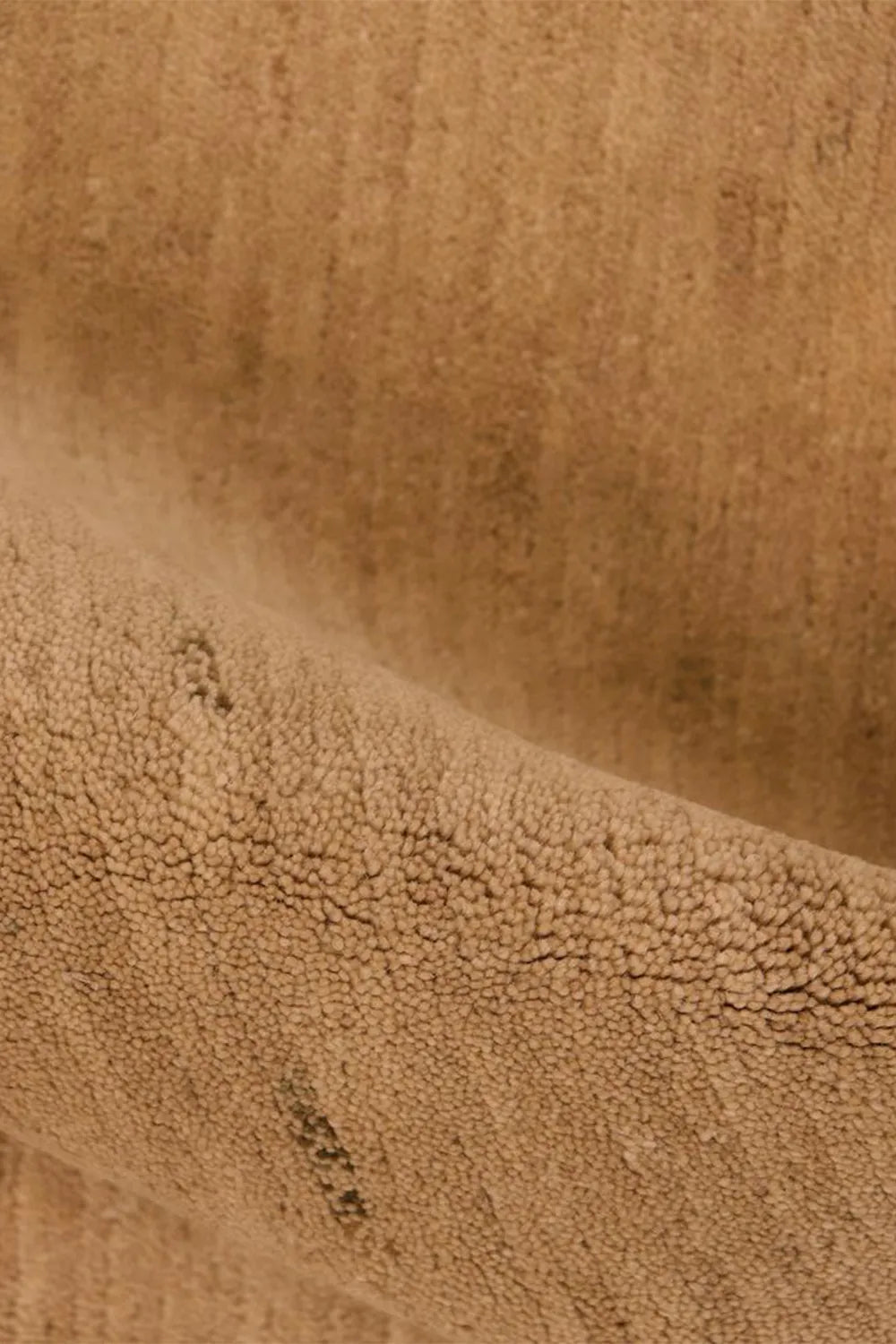 Golden Harmony Hand-Knotted Wool Rug、mySite、gigharbornorthrealestate