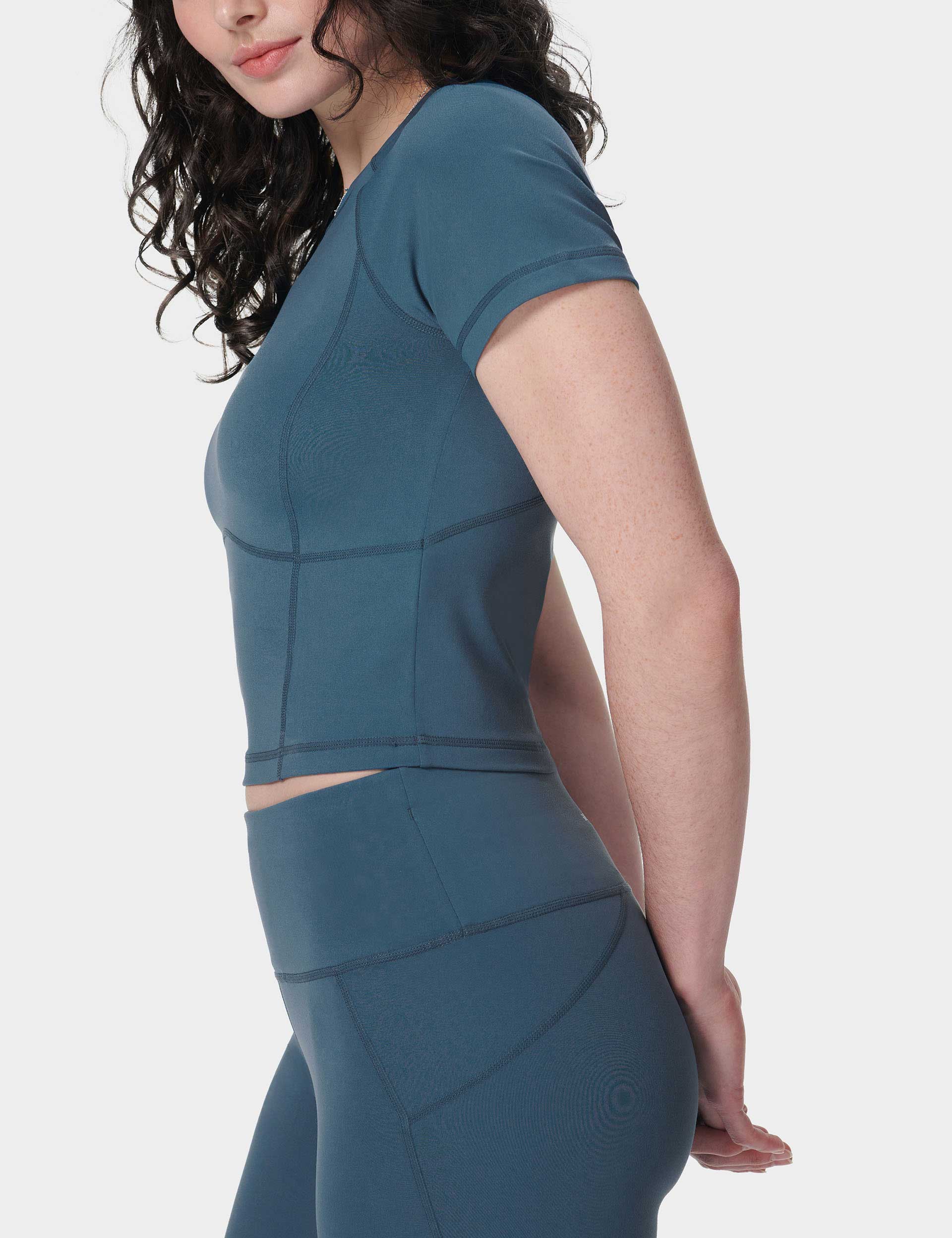 {product_title} - {shop_name}