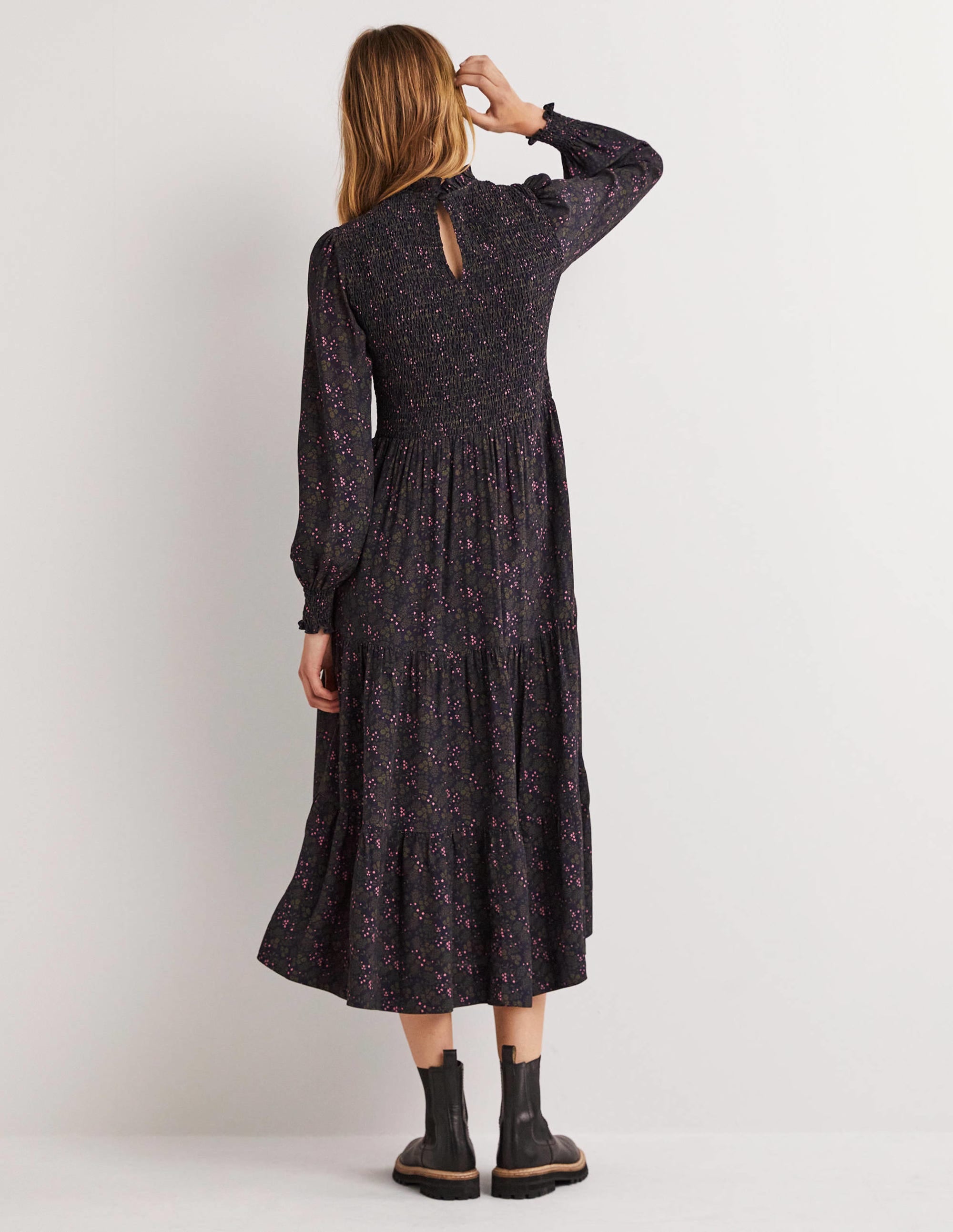  Smocked Tiered Midi Dress-Navy, Prairie Garden、mySite、ashleygrahame
