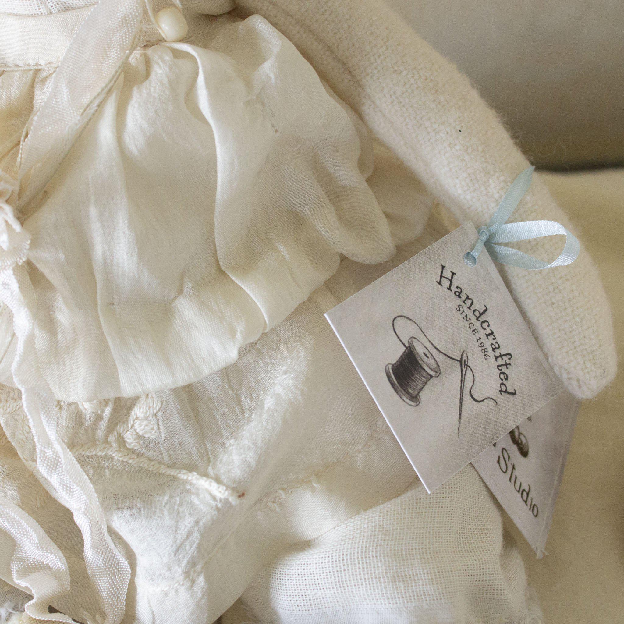 RETIRED - Hutch Studio - Lil Pom Pom - One Of A Kind Bunny、mySite、g9winljtr