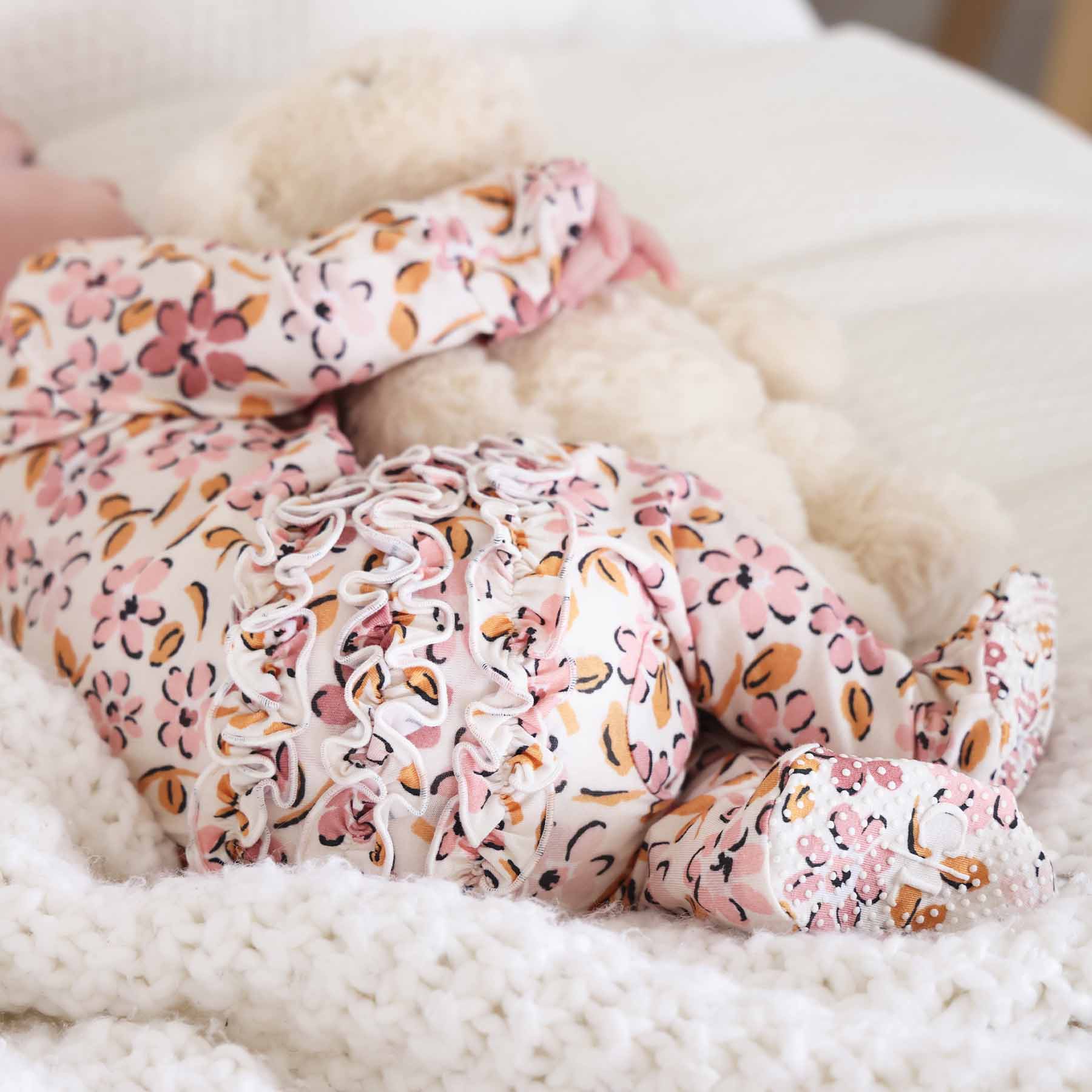  Girl Ruffle Zipper Footies | Best Sellers、mySite、layawaytickets