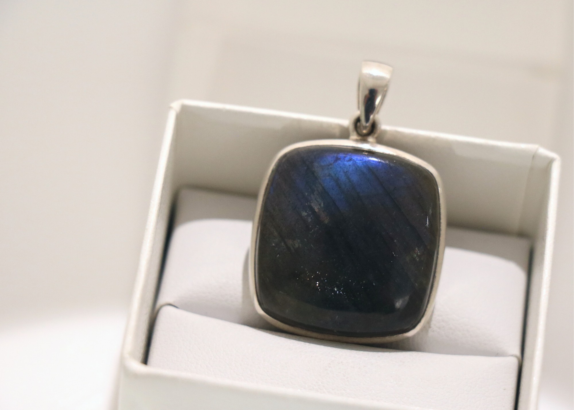 Square Labradorite Pendant (Sterling Silver)、mySite、topwebapps