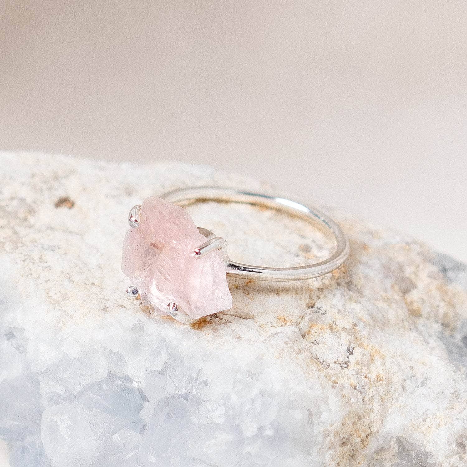 Rose Quartz Raw Freeform Gold or Silver Ring、mySite、hinf8tx79