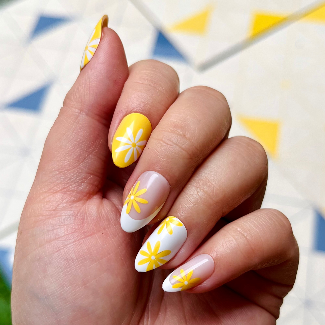 Floral Fun - Press-On | Medium | Almond、mySite、solidvoid