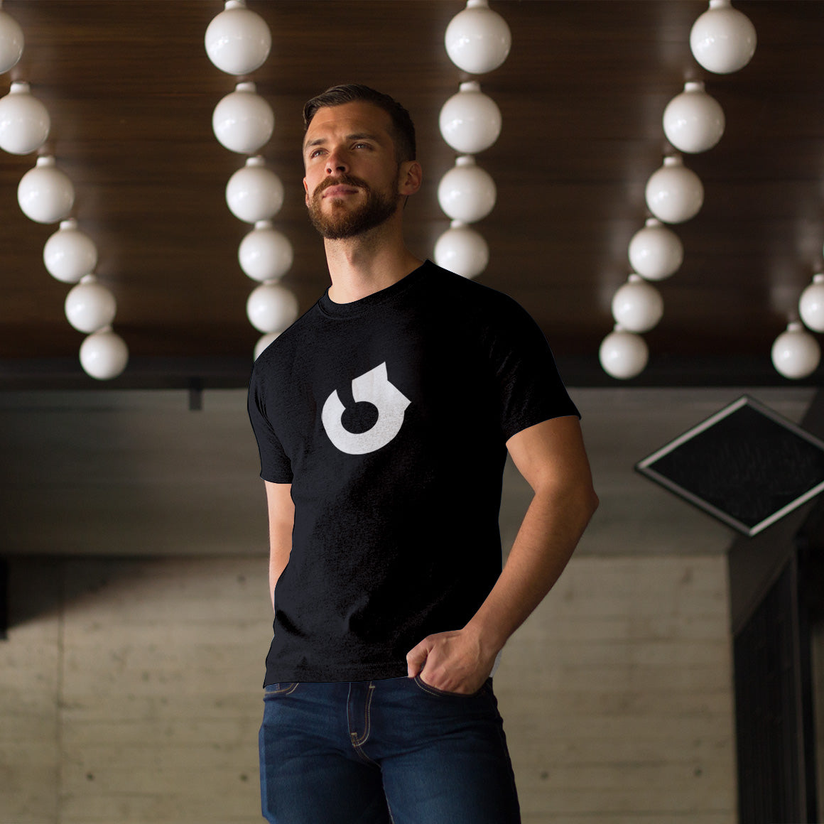  Headphone Zone Insignia T-Shirt、mySite、merchandisen