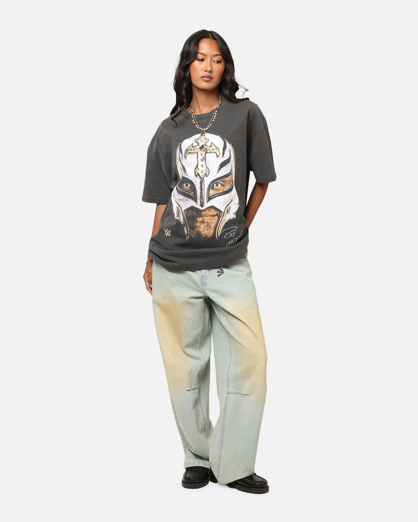 {product_title} - {shop_name}