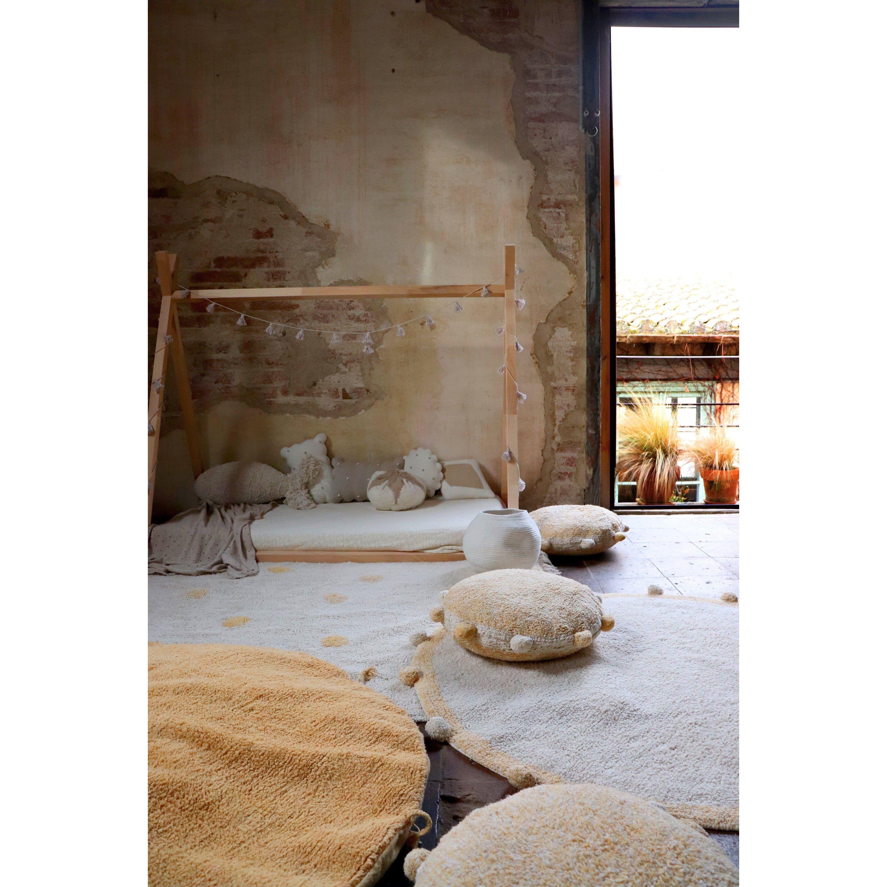 Bubbly Honey Floor Cushion、mySite、gigharbornorthrealestate