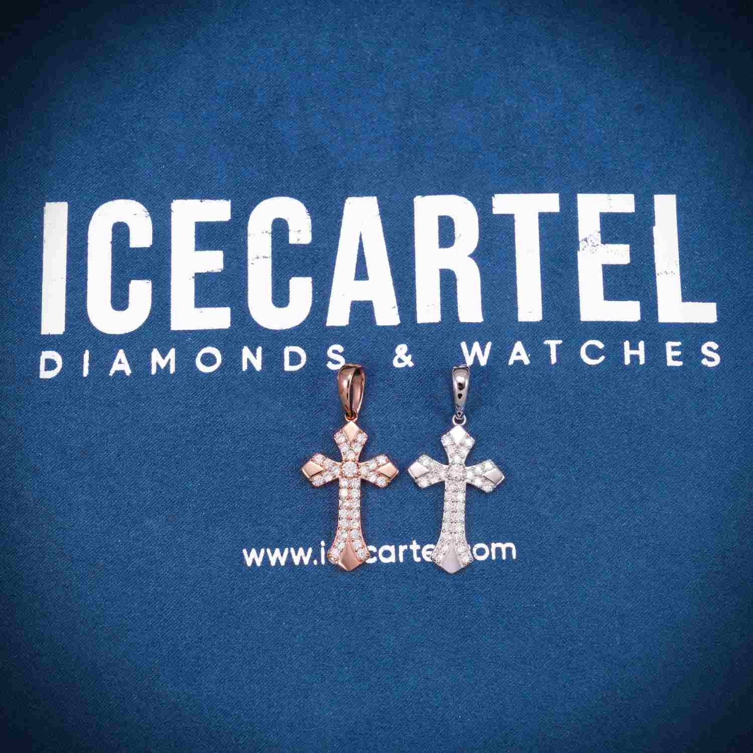 20MM Moissanite Ornamental Cross Pendant 14K Gold、mySite、hinf8tx79