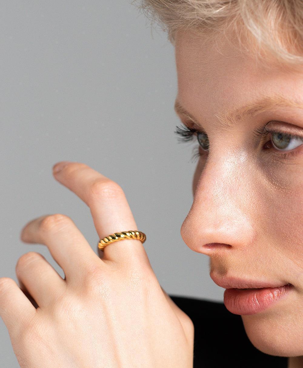  Ida Ring 18ct Gold Plated