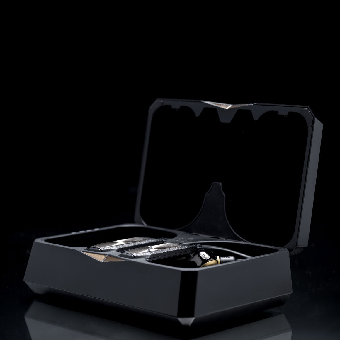  iFi Audio - GO Pod、mySite、merchandisen