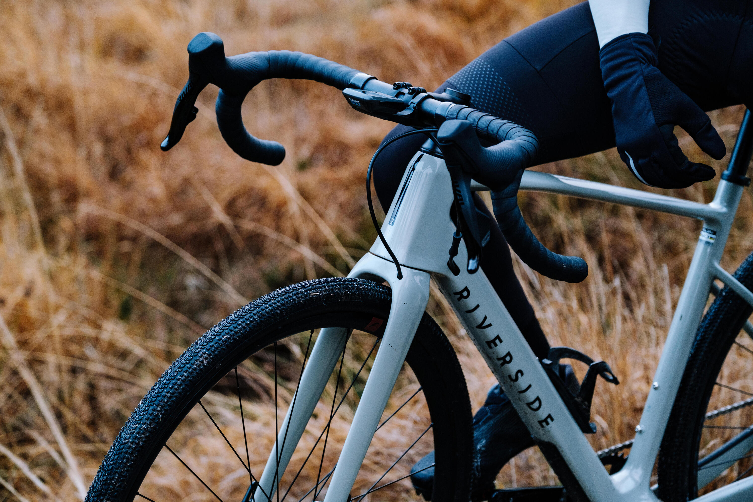 Riverside GCR SRAM Force Carbon Gravel Bike - AXS Reynolds