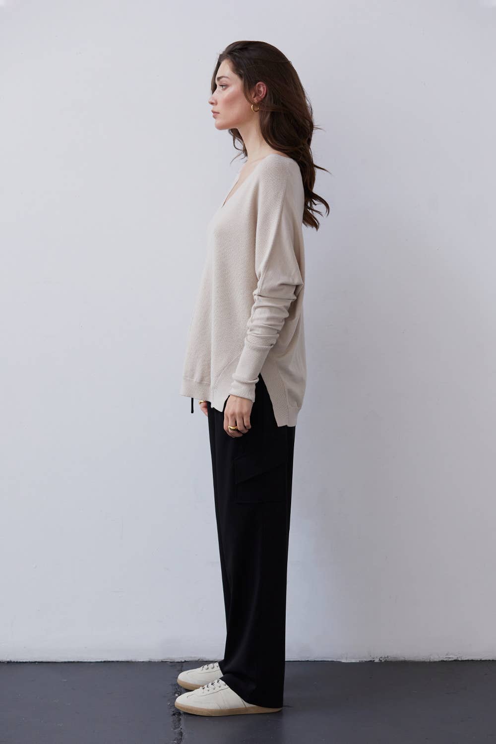 Monica V-neck Dolman Sweater Top、mySite、dreamappss