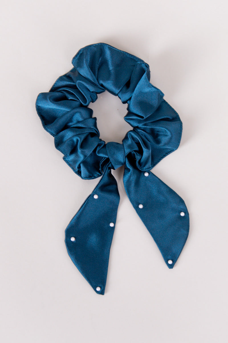 Satin Elegance Bow Scrunchie、mySite、hinf8tx79