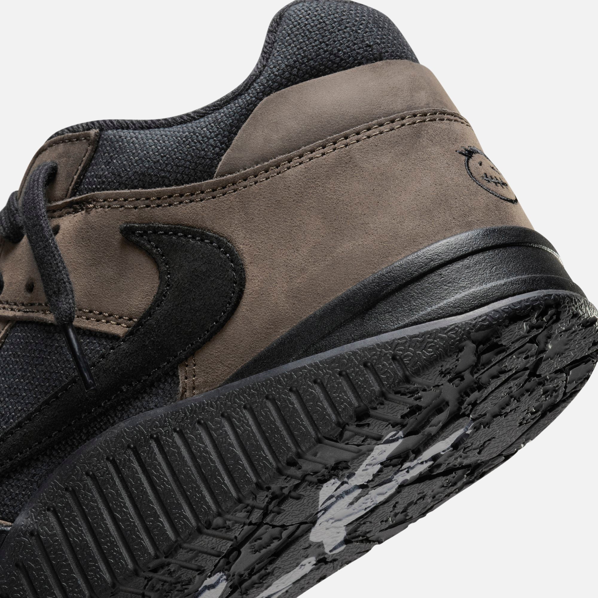 {product_title} - {shop_name}