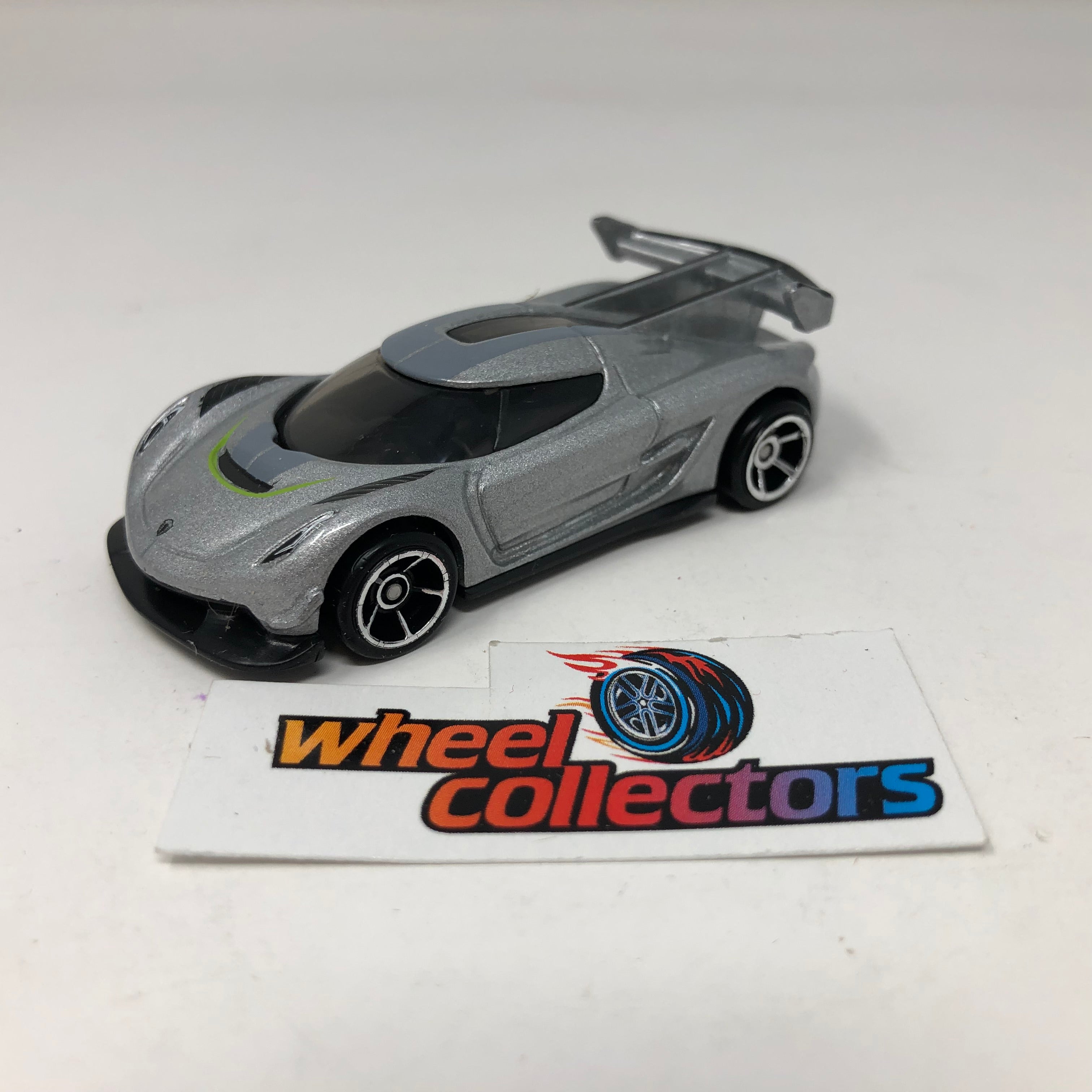 2020 Koenigsegg Jesko * Gray * Hot Wheels Loose 1:64 Scale、mySite、hgirdovlk