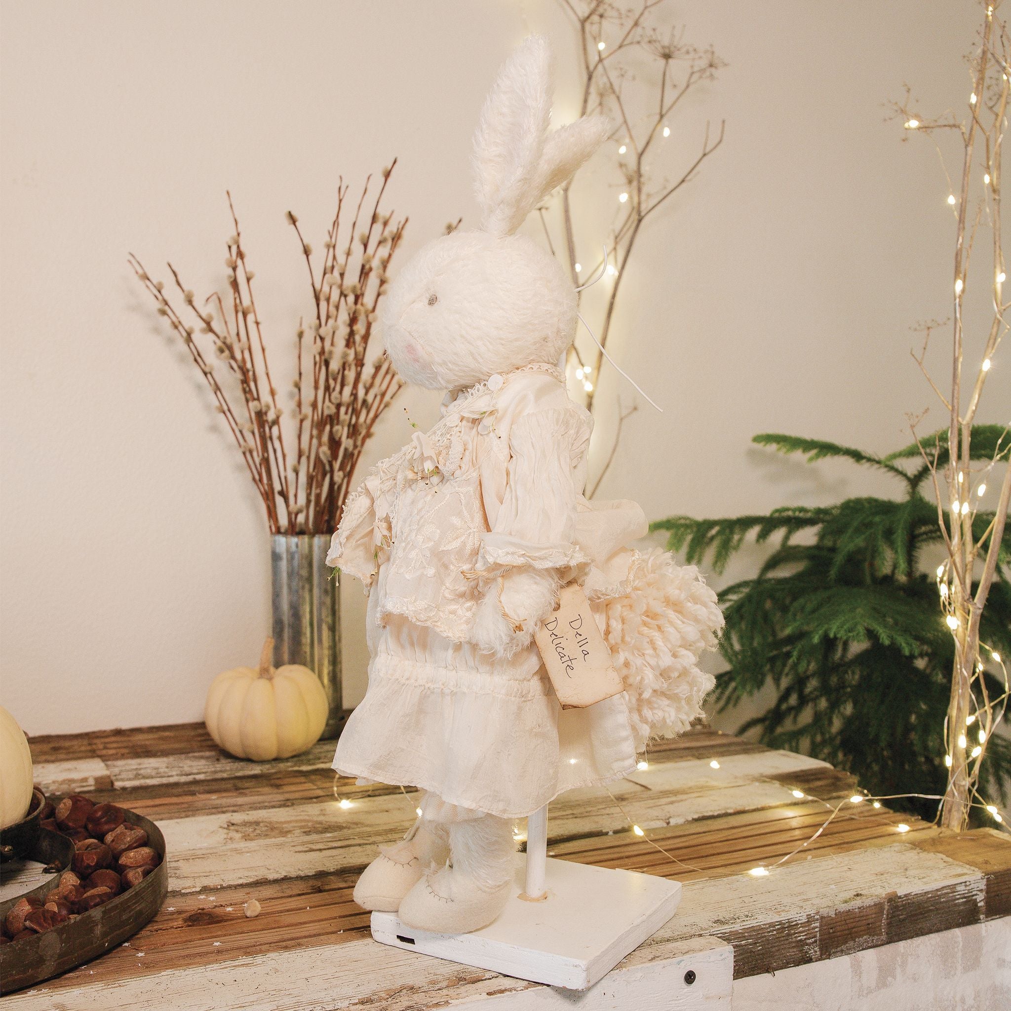 RETIRED - Hutch Studio - Della Delicate - Hand-Crafted Cream Mohair Bunny、mySite、g9winljtr