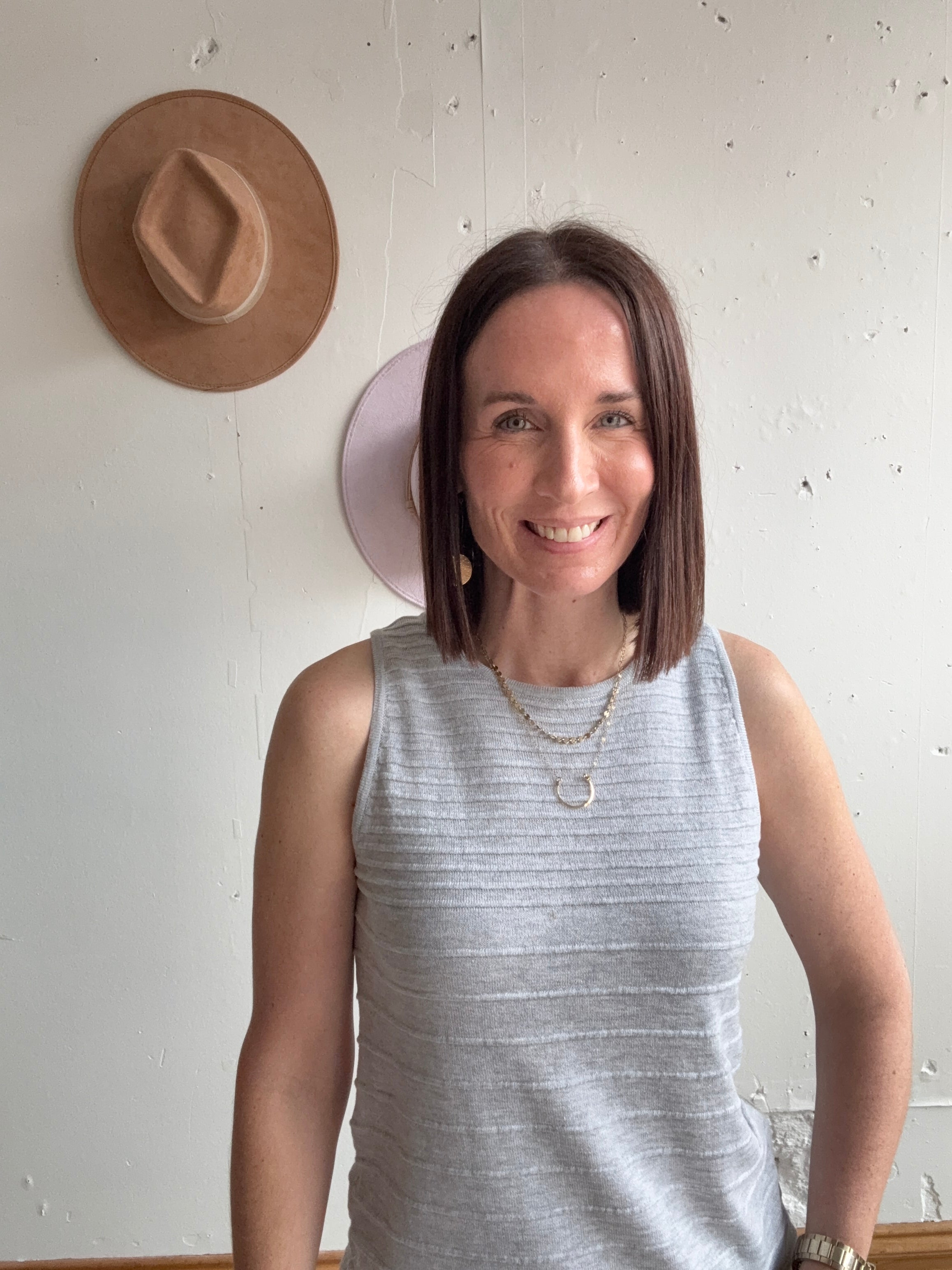 Shannon’s Tank Top、mySite、garagedoors4me