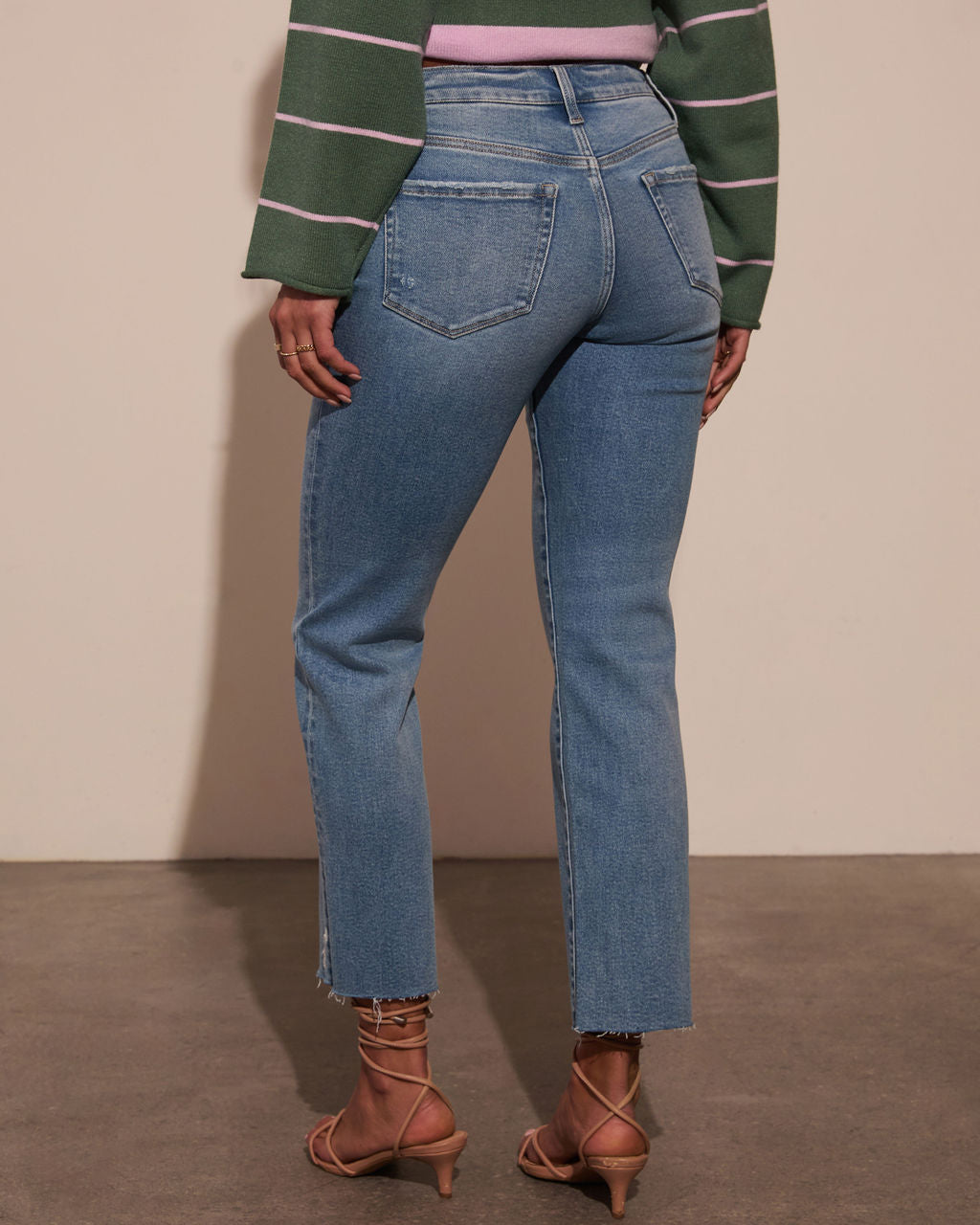 {product_title} - {shop_name}