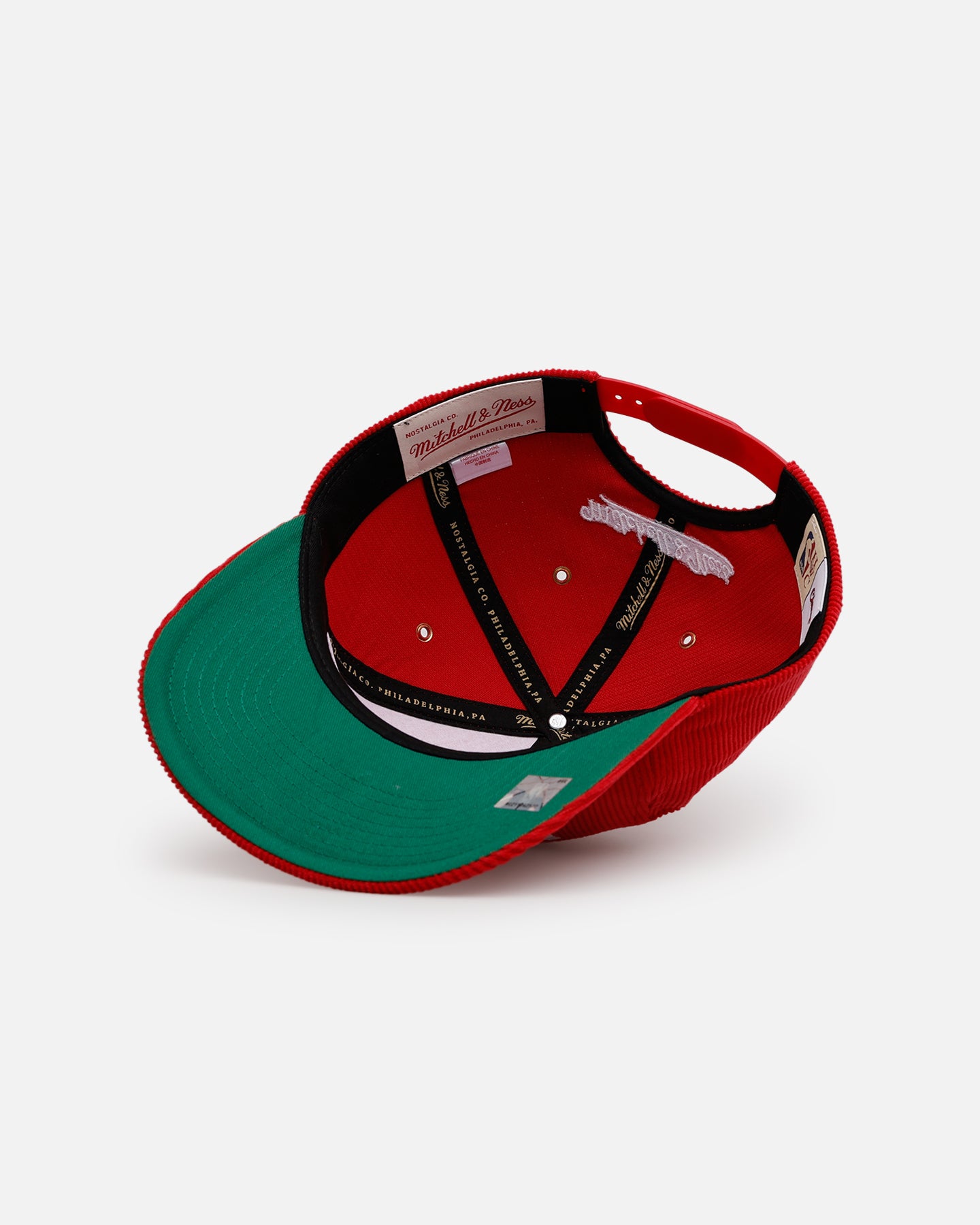 Mitchell & Ness Chicago Bulls 'Worldwide' Deadstock Corduroy Snapback Red、mySite、zt4zffjzw