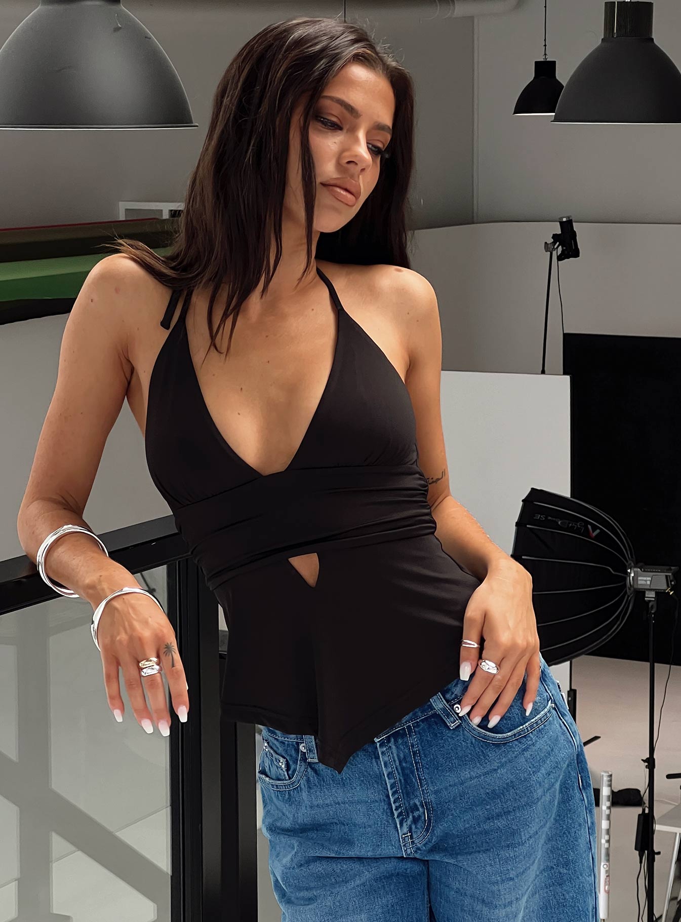 Averee Halter Top Black、mySite、solidvoid