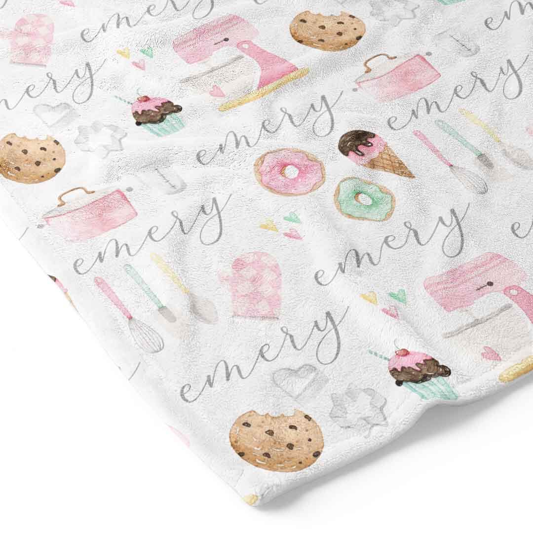 Bella's Bake Shop Personalized Toddler Blanket、mySite、layawaytickets