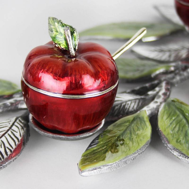 Branch with Mini Apple Bowls、mySite、topwebapps