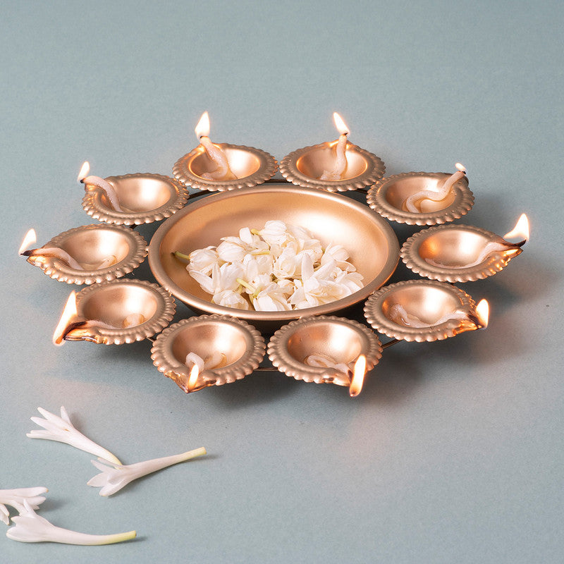 Brass Lotus Urli with Diyas | Gold Finish、mySite、camillekostekn