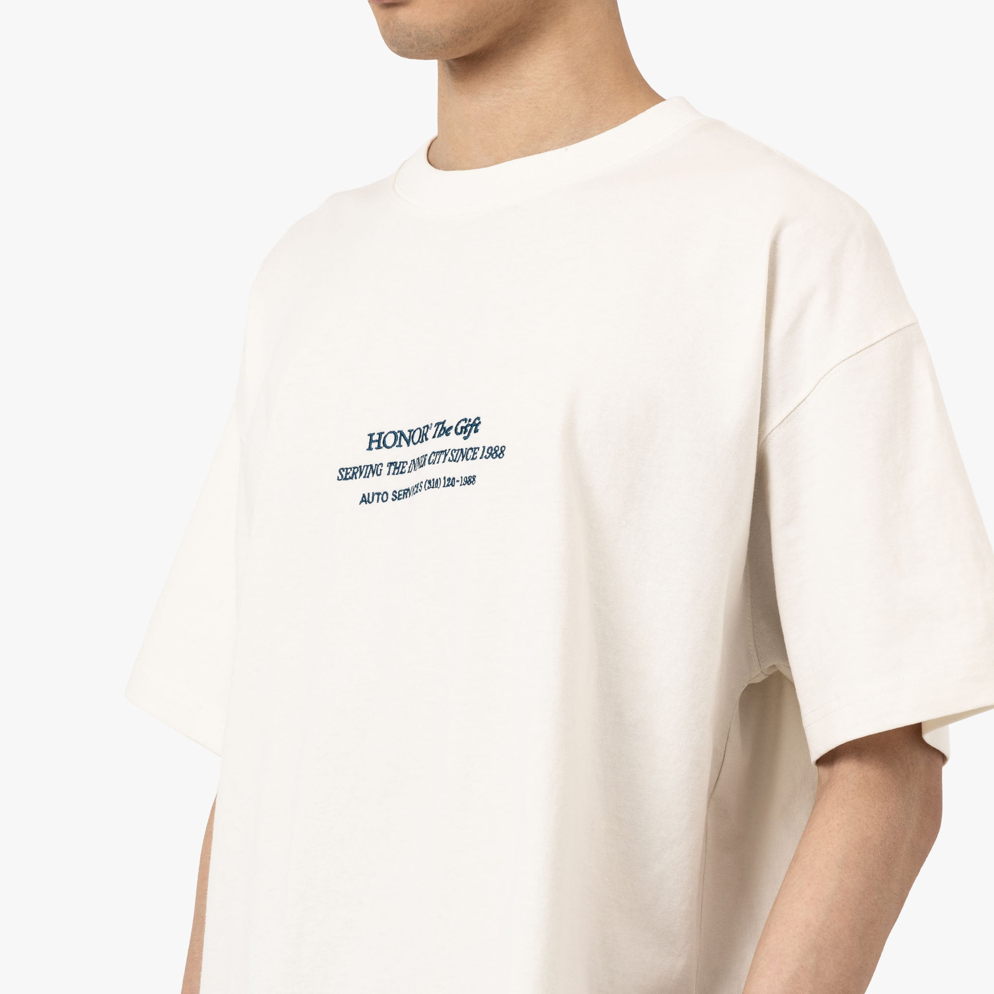  Honor The Gift Community T-Shirt / White、mySite、merchandisen