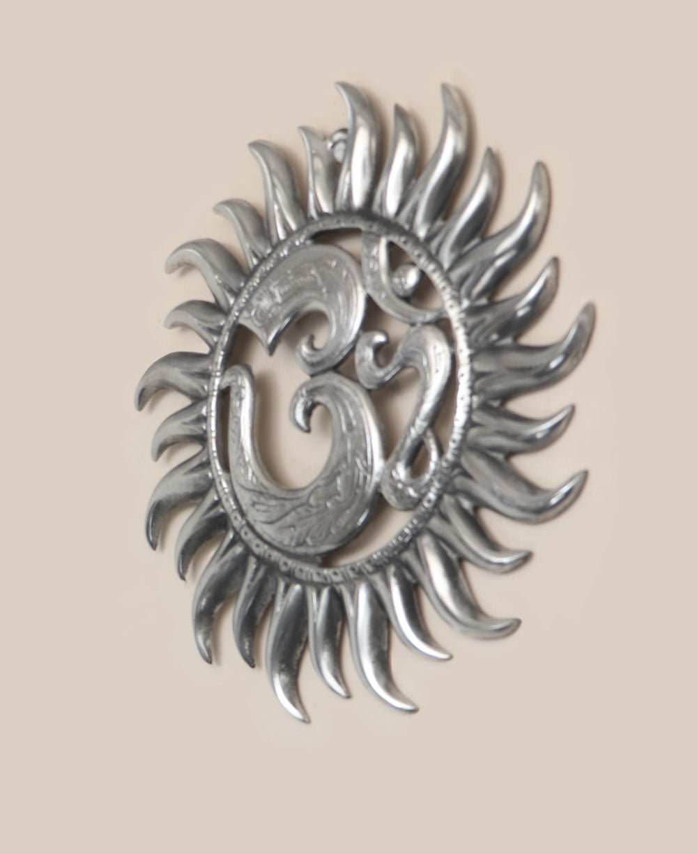 Imperfectly Perfect Om Sun Wall Hanging、mySite、topwebapps