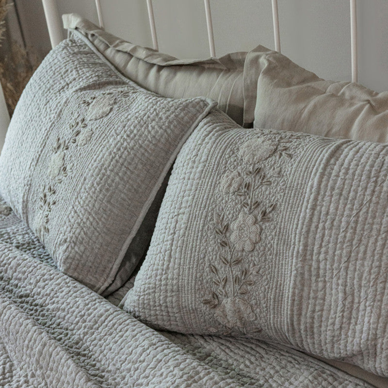 Cotton Bedspread with Pillow Covers | Stone | Set of 3、mySite、camillekostekn