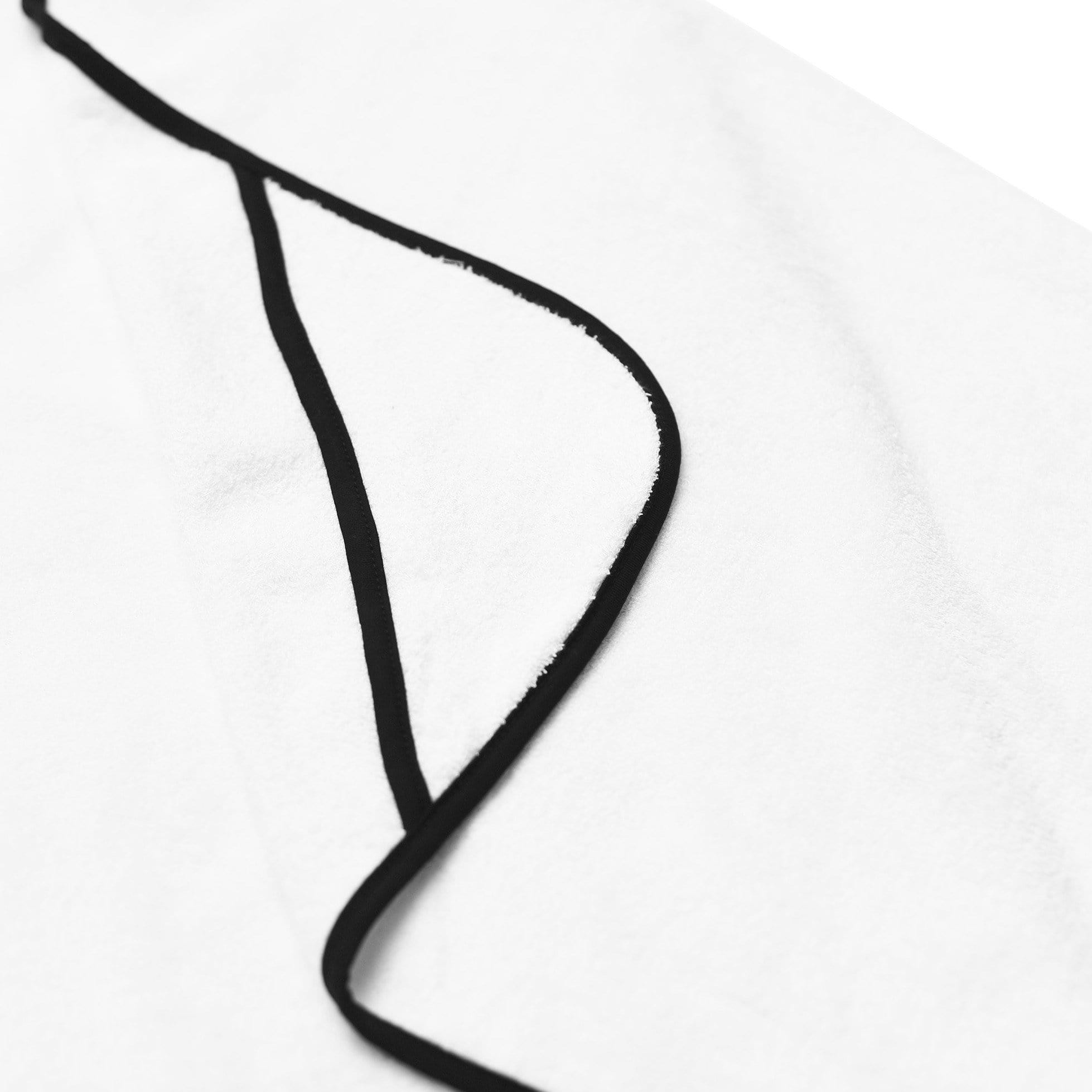  Toddler Hooded Bath Towel in Cloud with Midnight Trim、mySite、layawaytickets