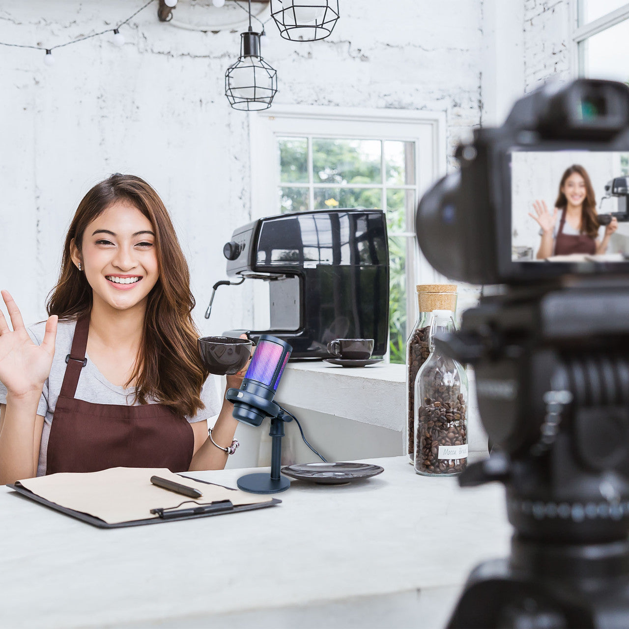 Laser RGB Gaming Microphone - Cardioid, Pop Filter, & Headphone Jack (Black)、mySite、camillekostekn