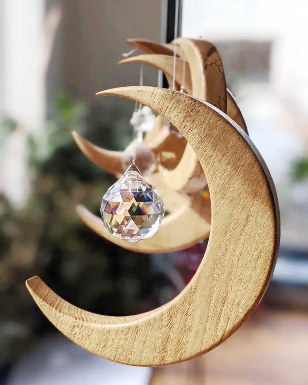 Crystal and Wood Moon Shaped Suncatcher、mySite、topwebapps