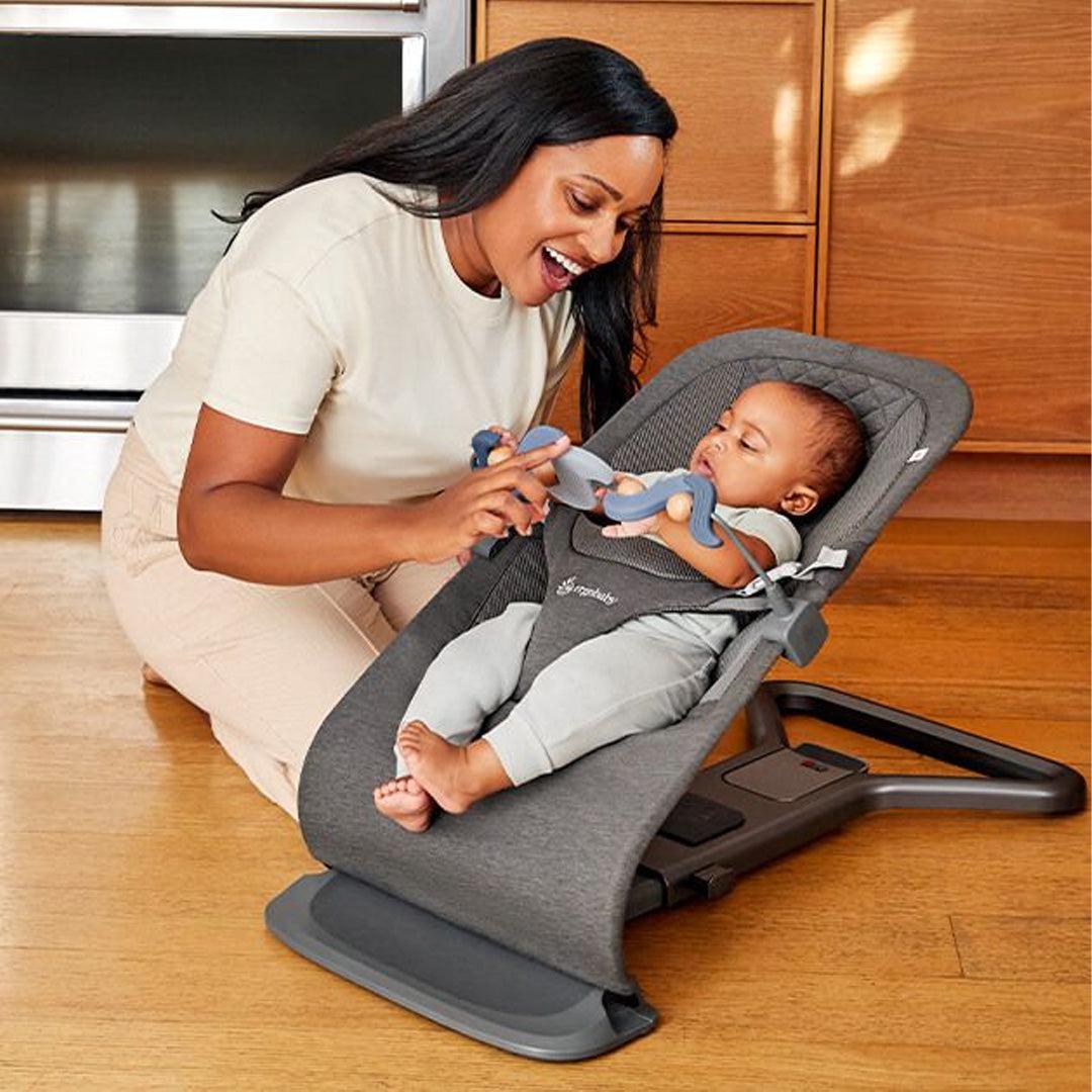 Ergobaby Evolve Bouncer Toy Bar - Serene Swirls、mySite、merchandisen