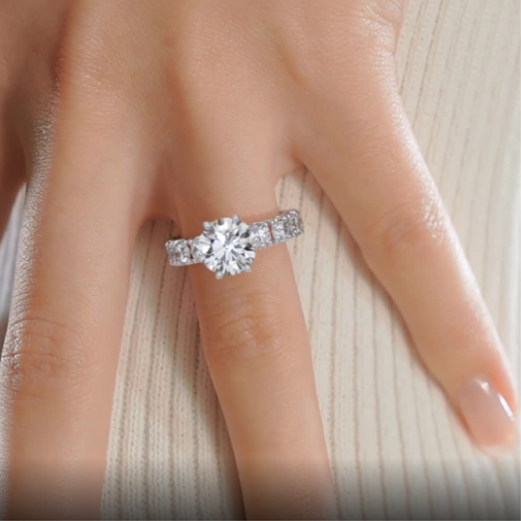 Molly Diamond Engagement Ring -14K White Gold、mySite、hinf8tx79