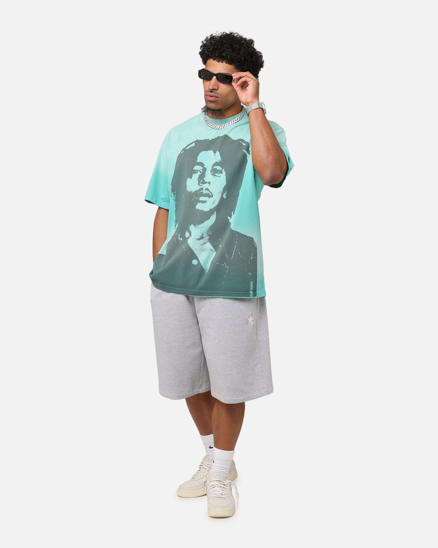 {product_title} - {shop_name}