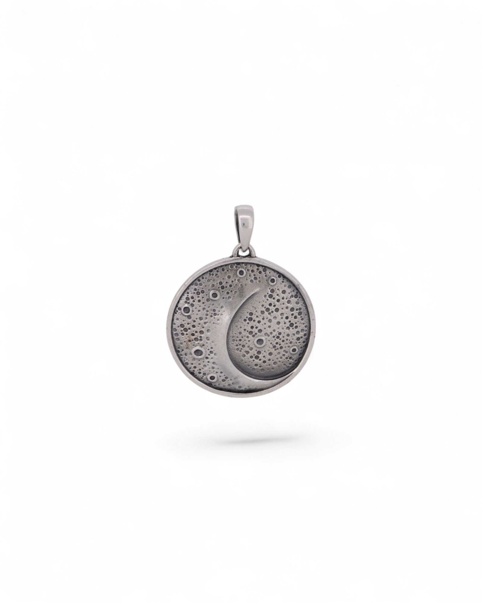 Moon Phase Rhythm Sterling Silver Pendant – Etched Lunar Texture with Inspirational Back Engraving、mySite、topwebapps