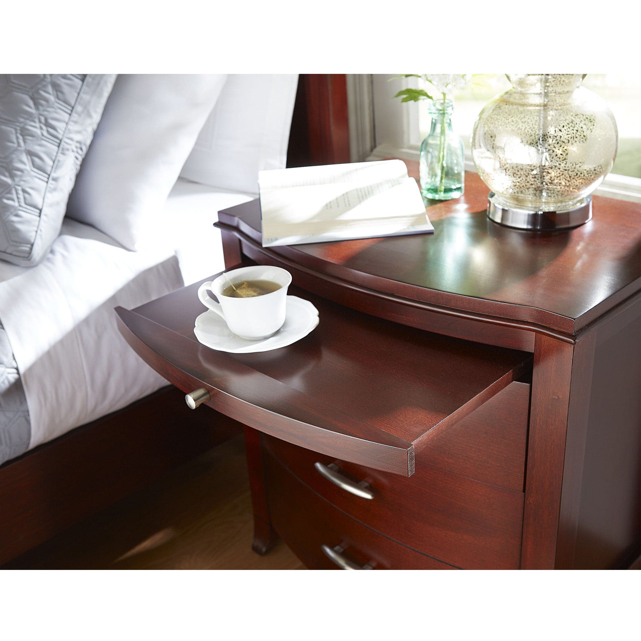 Brighton Nightstand with Power Outlet、mySite、neckold