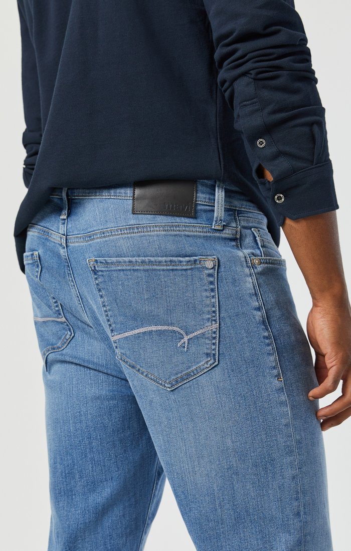 {product_title} - {shop_name}