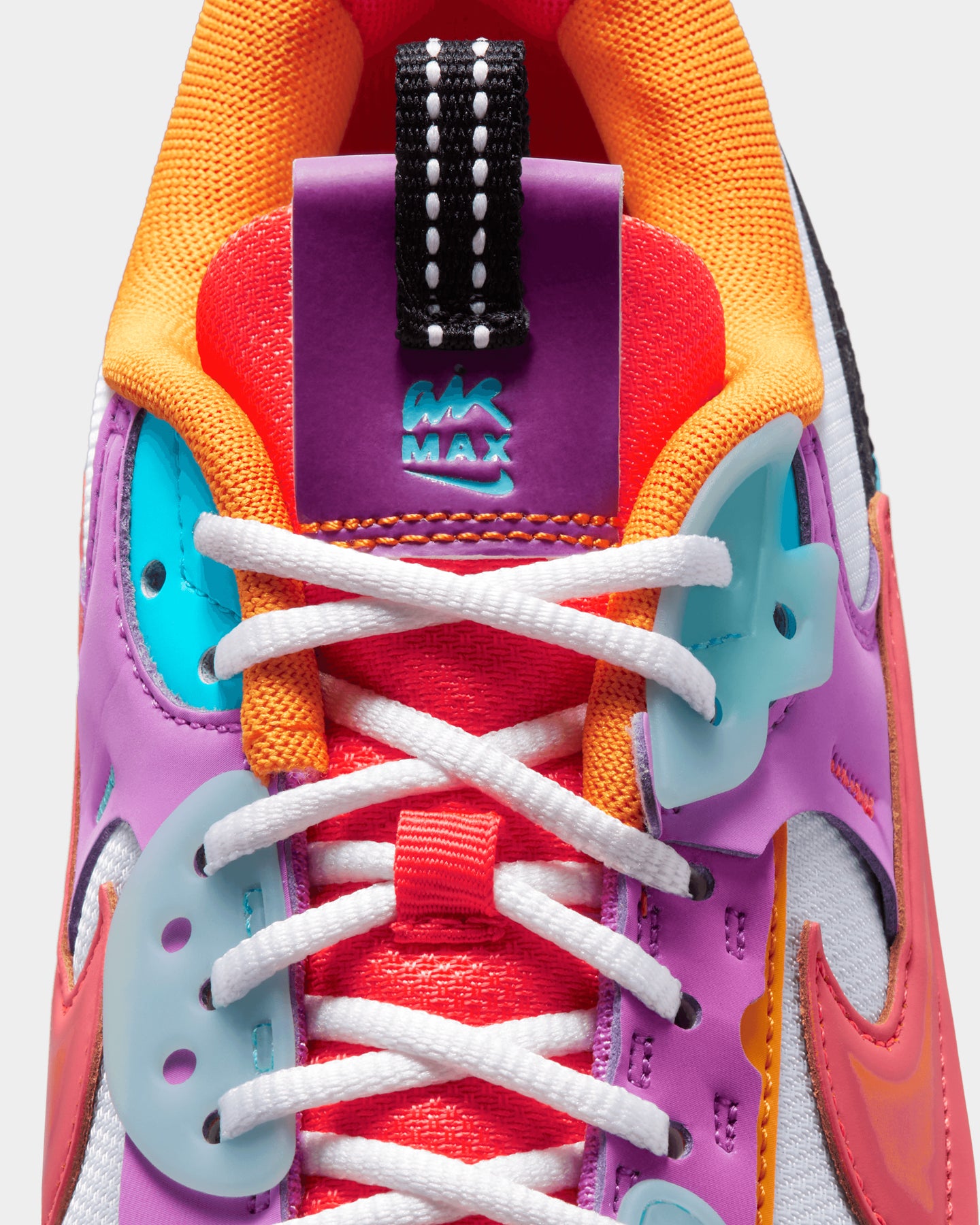 Nike Women's Air Max 90 Futura White/Bright Crimson、mySite、zt4zffjzw