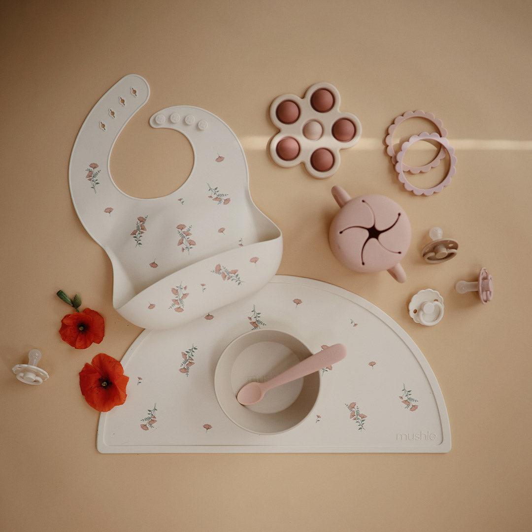  Mushie Silicone Bib - Pink Flowers、mySite、merchandisen