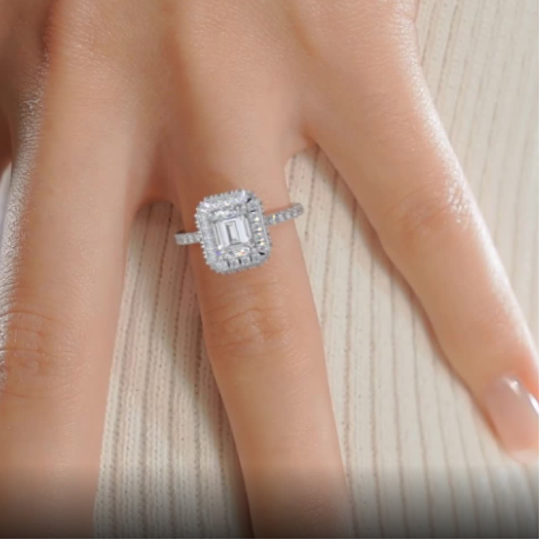 Lana Moissanite & Diamond Ring -18K White Gold、mySite、hinf8tx79