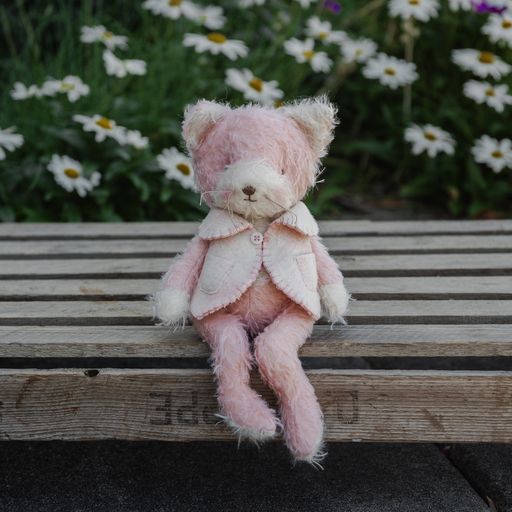 RETIRED - Hutch Studio Original - Mae I. Meow- Hand-Crafted Mohair & Vintage Wool Cat、mySite、g9winljtr