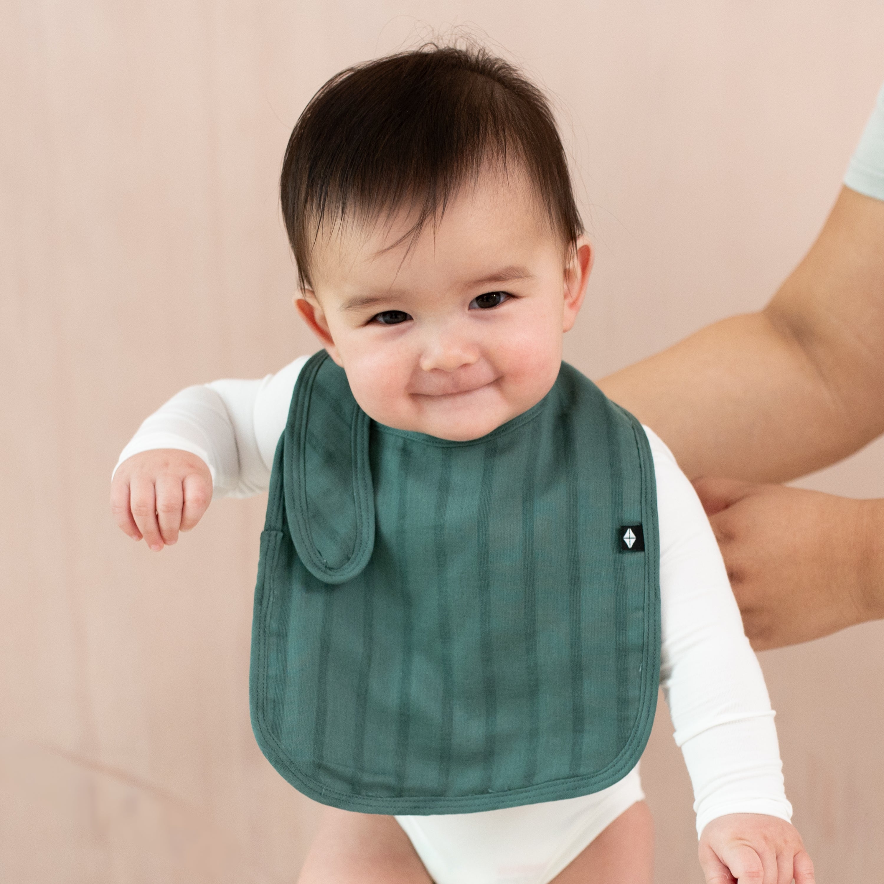  Bamboo Muslin Bib in Pine、mySite、layawaytickets