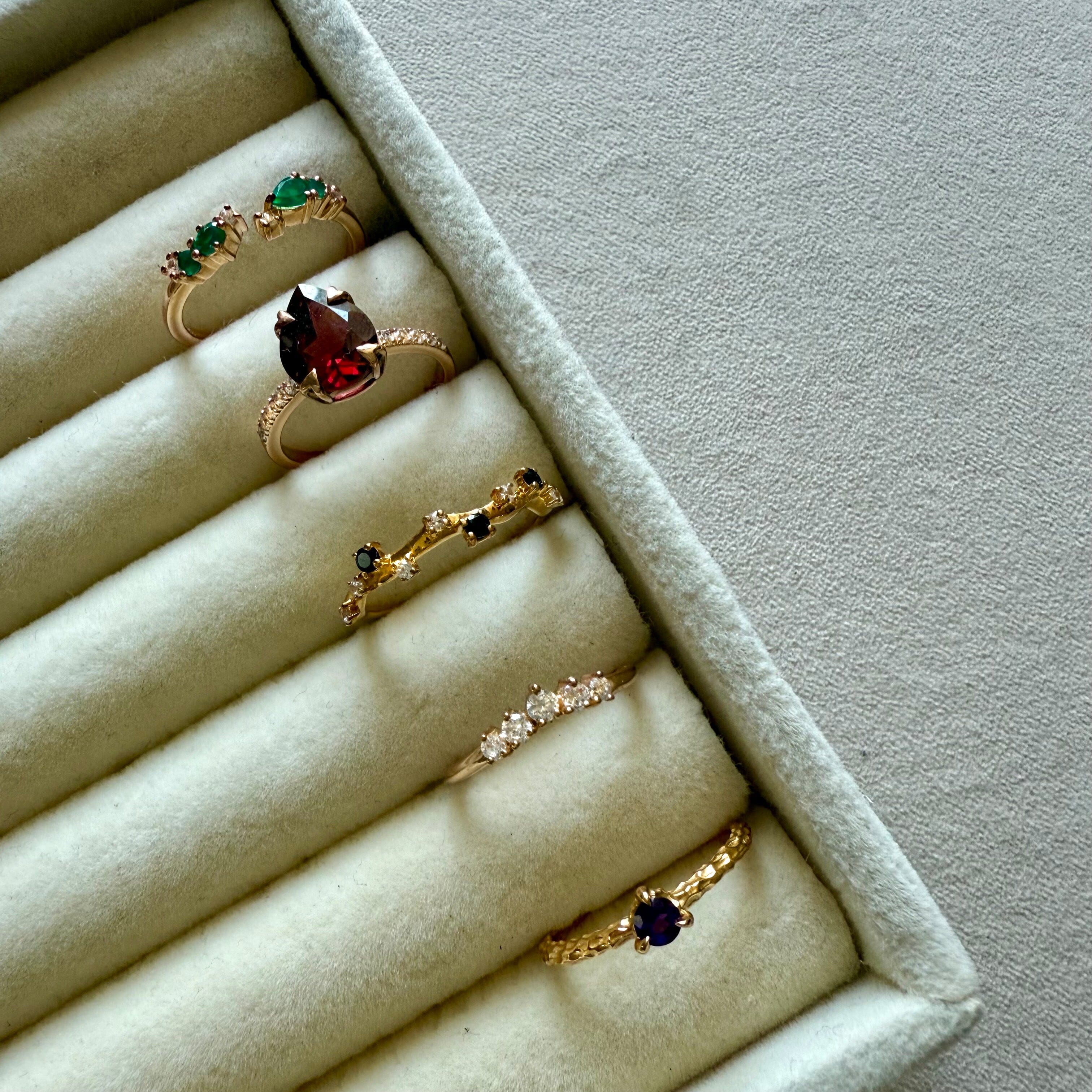 Mystery Box - Five Rings、mySite、hinf8tx79