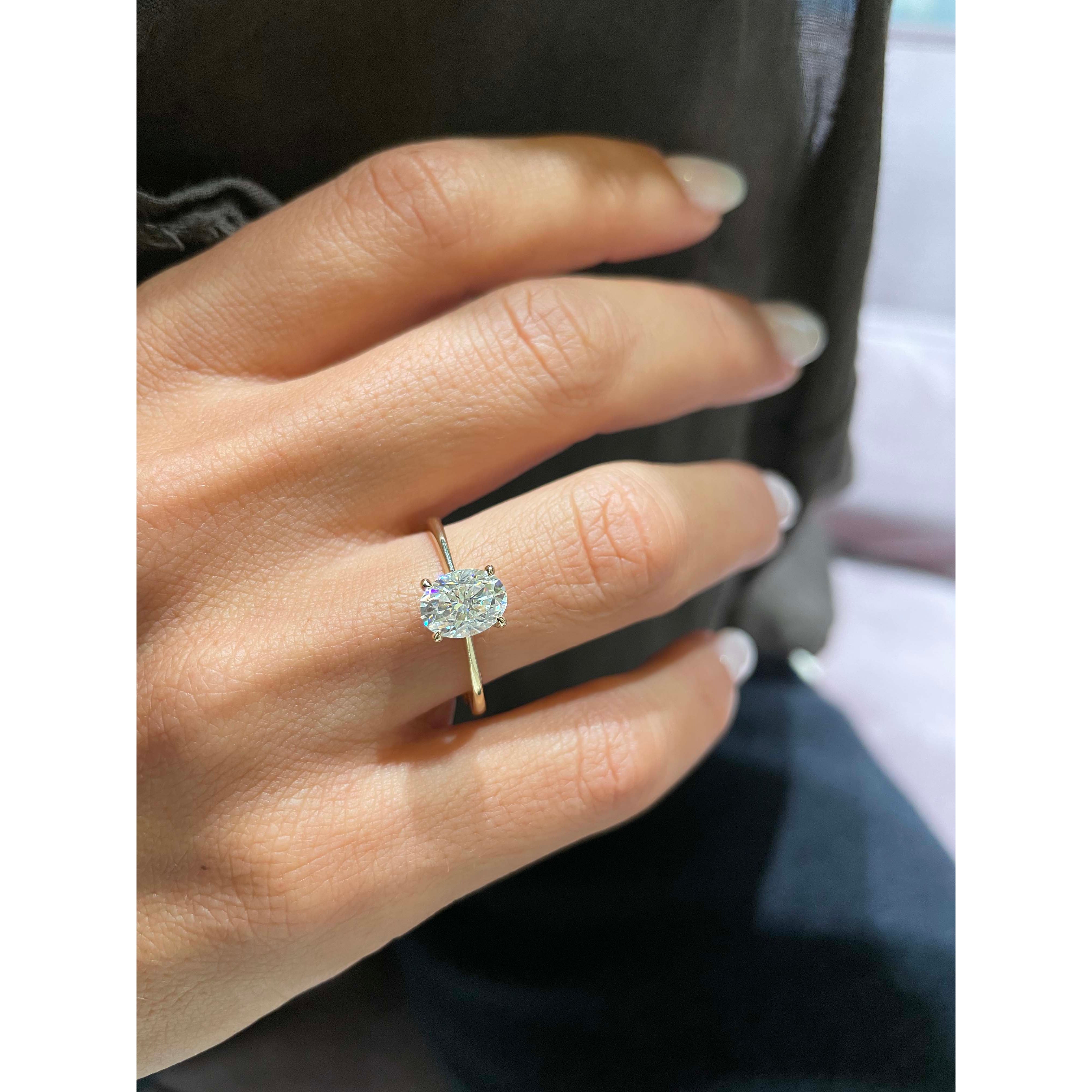 Julia Moissanite Ring -18K Yellow Gold (RTS)、mySite、hinf8tx79