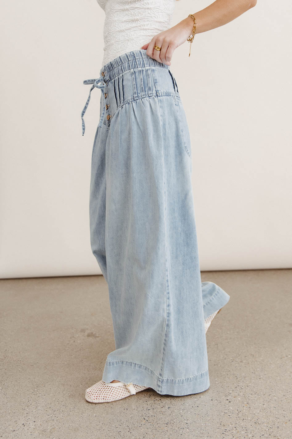 {product_title} - {shop_name}