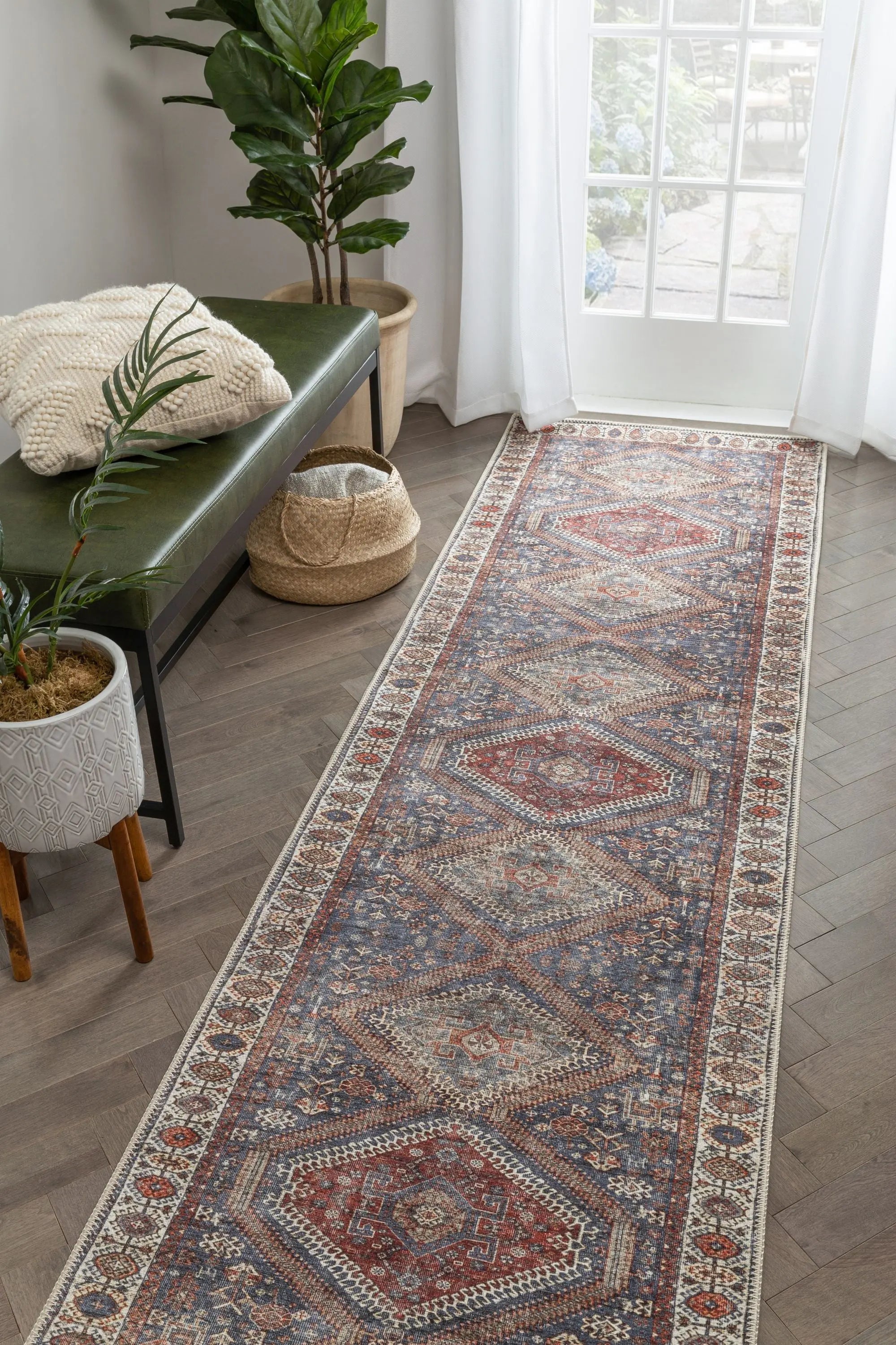 Ripon Machine Washable Vintage Medallion Botanical Border Blue Red Flat-Weave Distressed Rug、mySite、gigharbornorthrealestate