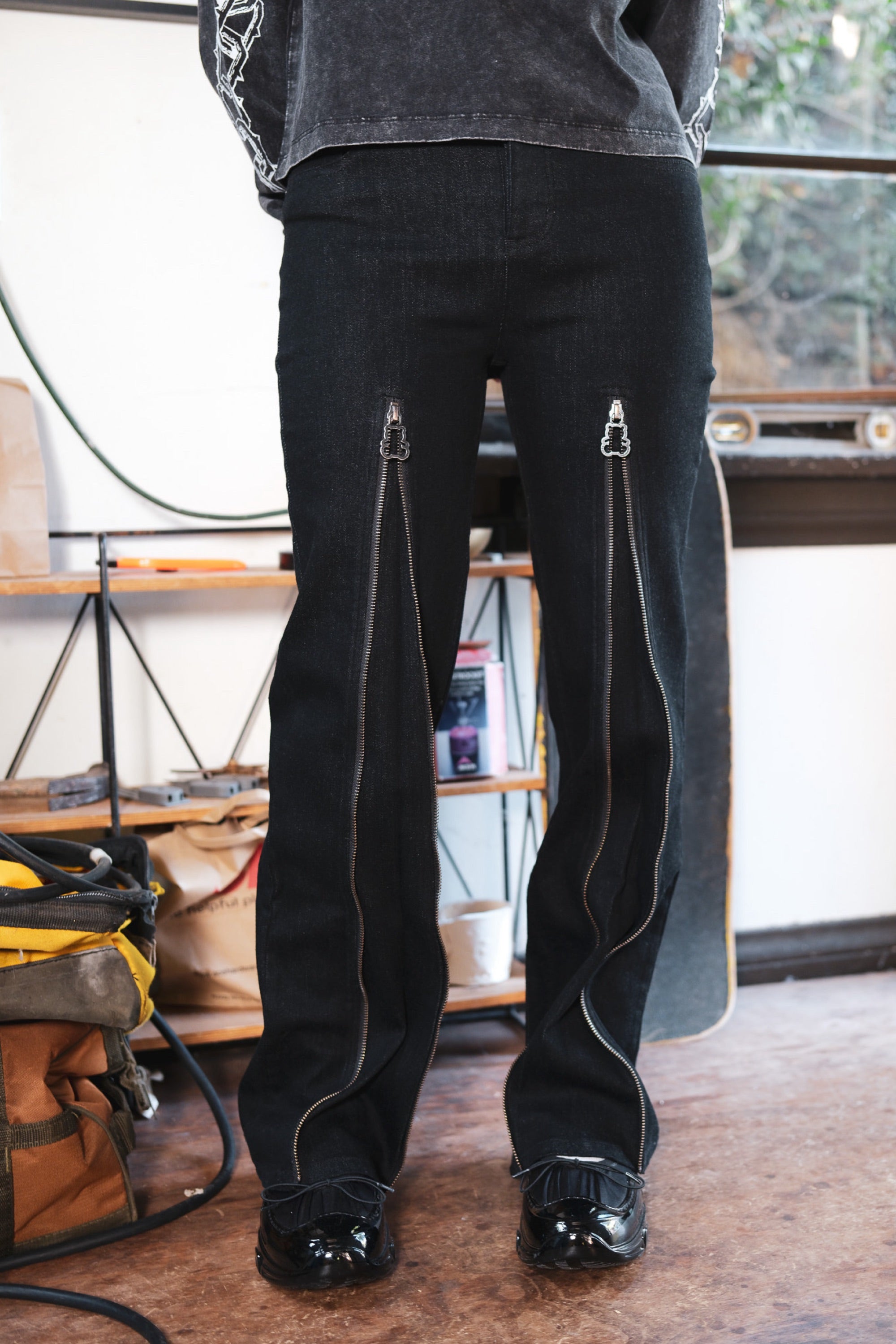 {product_title} - {shop_name}